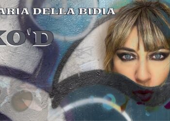 Ilaria Della Bidia grida con gli ultimi